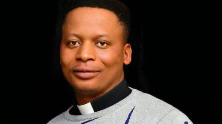 nigeria:-ontvoerde-priester-vrijgelaten-na-3-maanden-in-gevangenschap