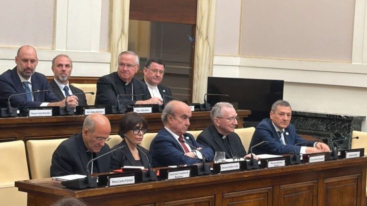 cardinaal-parolin:-de-geestelijke-gezondheid-van-jongeren-vereist-structurele-antwoorden