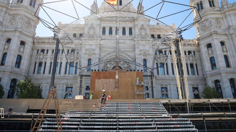 madrid:-in-afwachting-van-de-komst-van-paus-leo-en-een-heropleving-van-het-geloof