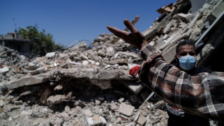 israelische-aanvallen-doden-minstens-5-in-zuid-libanon-ondanks-nieuwe-wapenstilstand