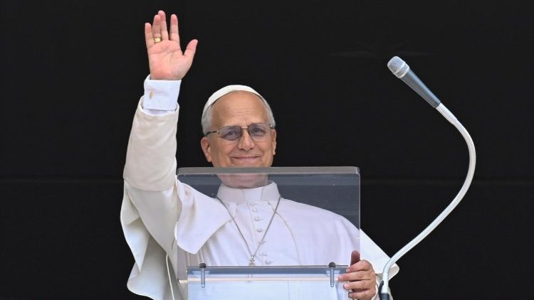 paus-bij-angelus:-heiligen-petrus-en-paulus-belichamen-de-eenheid-in-diversiteit-van-de-kerk