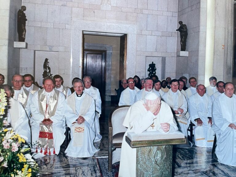 een-woord-bij-de-voorgenomen-bisschopswijdingen-van-pius-x