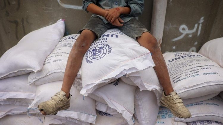 heilige-stoel-noemt-obstructie-van-hulp-in-gaza-een-ernstige-schending-van-het-humanitair-recht