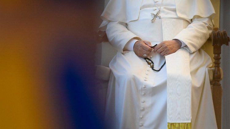 paus:-alleen-gods-genade-kan-harten-vullen-met-oprechte-solidariteit