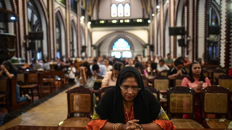 inwijding-van-nieuwe-parochie-in-het-hard-getroffen-bisdom-kalay-in-myanmar