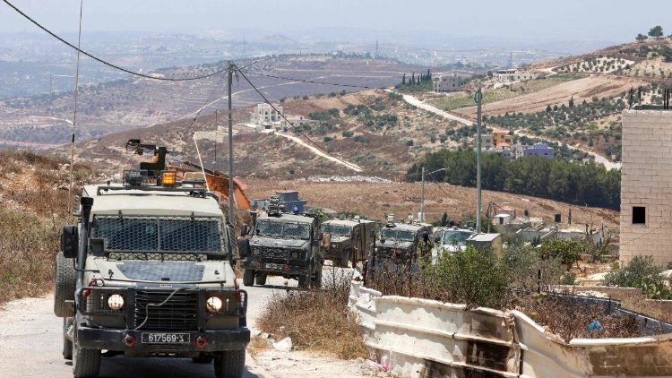 israel-prepares-‘extensive’-west-bank-operation-after-deadly-shooting-near-tal
