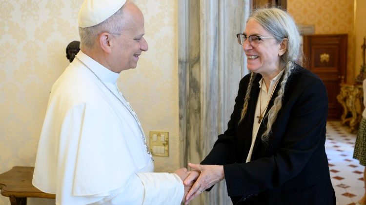 pope-leo-xiv-meets-patti-smith