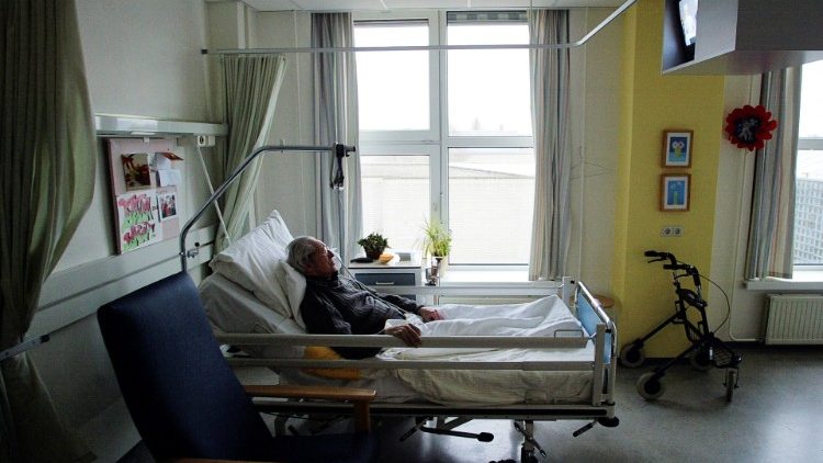 sydney-archbishop-stresses-church-must-‘offer-positive-alternatives’-to-euthanasia