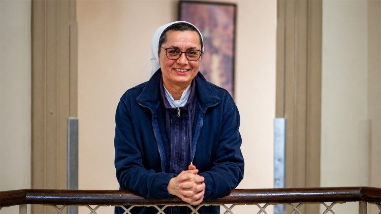syria:-serving-god-and-people-among-war-and-hardship