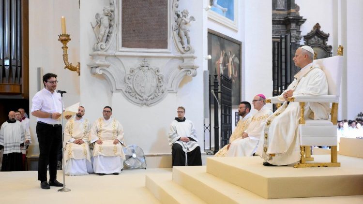 erkenning-voor-pauselijk-bezoek-aan-assisi:-‘vandaag-voelen-we-ons-de-kerk