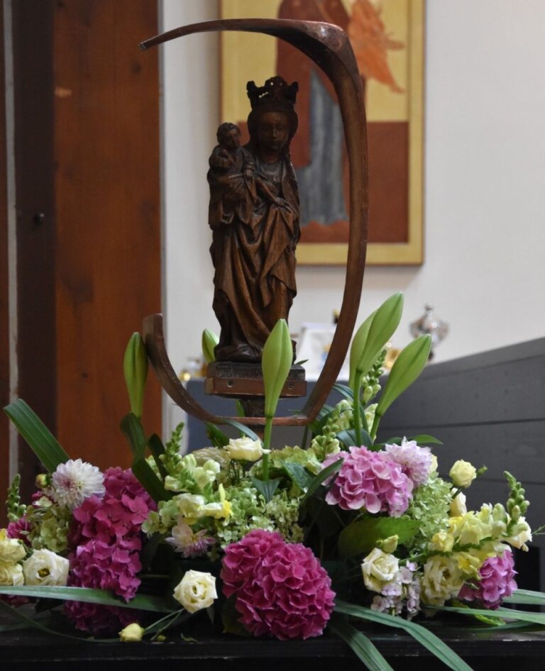 foto’s-van-de-viering-van-maria-tenhemelopneming-in-heiloo