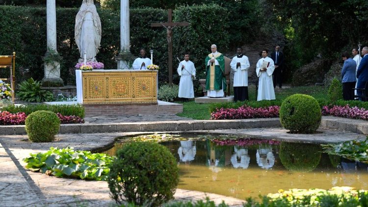 paus-viert-mis-voor-de-zorg-voor-de-schepping-in-castel-gandolfo