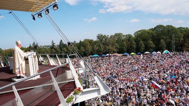 paus-herinnert-aan-polen’s-geloften-aan-maria-onder-het-communisme
