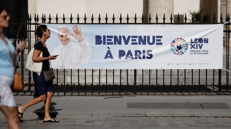 franse-bisschoppen:-er-is-een-geestelijke-dorst-in-het-land-terwijl-het-op-de-paus-wacht