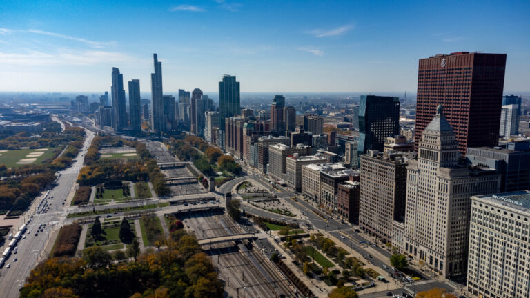 het-aartsbisdom-chicago-zal-$5,5-miljoen-betalen-aan-9-slachtoffers-van-misbruik,-zeggen-advocaten
