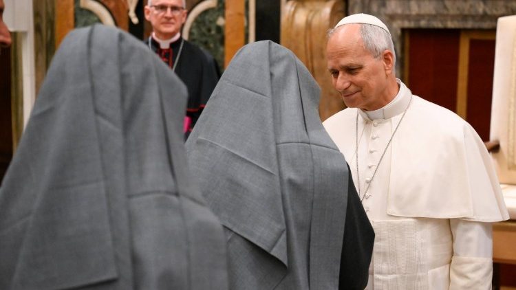paus-moedigt-benedictijnse-religieuzen-aan-om-geworteld-te-blijven-in-christus