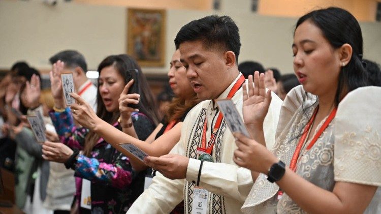 asian-digital-missionaries-called-to-turn-influence-into-christian-witness