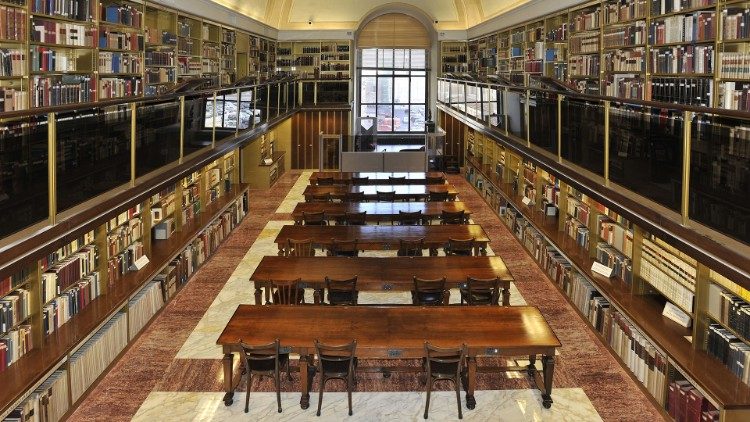 paus-beveelt-uitbreiding-van-het-vaticaans-apostolisch-archief-en-de-bibliotheek