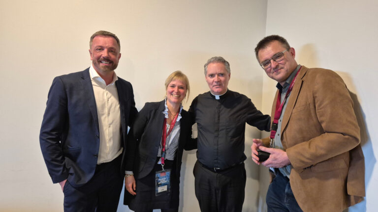 vastenactie:-interview-met-fr.-james-mallon-over-diaconie