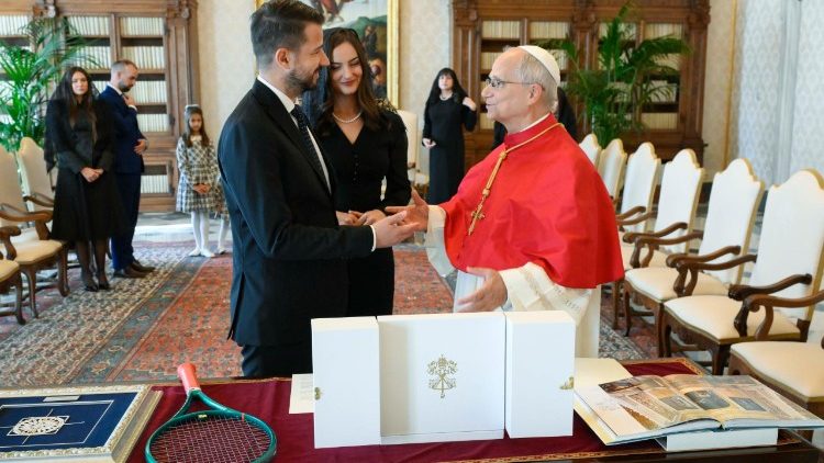 paus-leo-xiv-ontvangt-de-president-van-montenegro